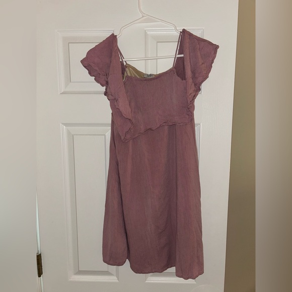 Women’s Dress - Picture 1 of 2